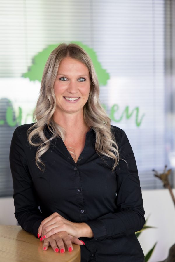Carina Merkan, Marketing, Verwaltung